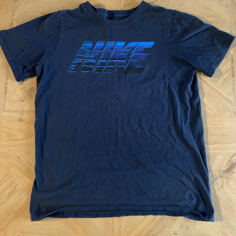 Boys Nike tee